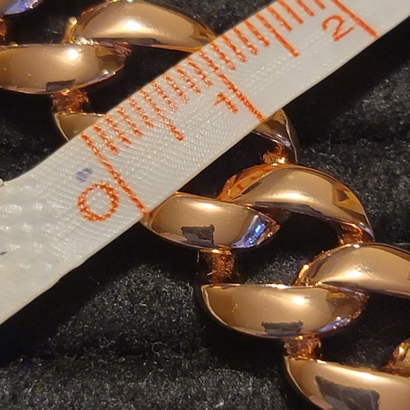 Marc by Marc Jacobs Katie Turn Lock Rose Gold Bracelet - Picture 6 of 7